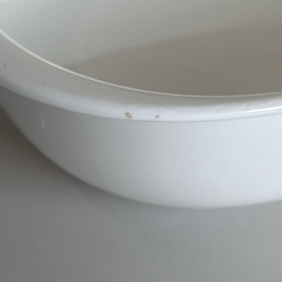 Corning Ware Simply Lite 2qt White Casserole Dish 1.9L Glass Bakeware No Lid - Picture 3 of 3